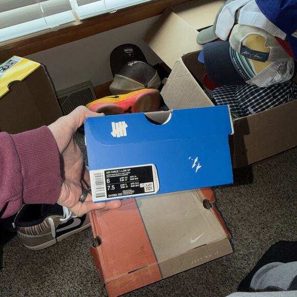 Size 6 - Undefeated x Nike Air Force 1 SP Low Ballistic main image 5